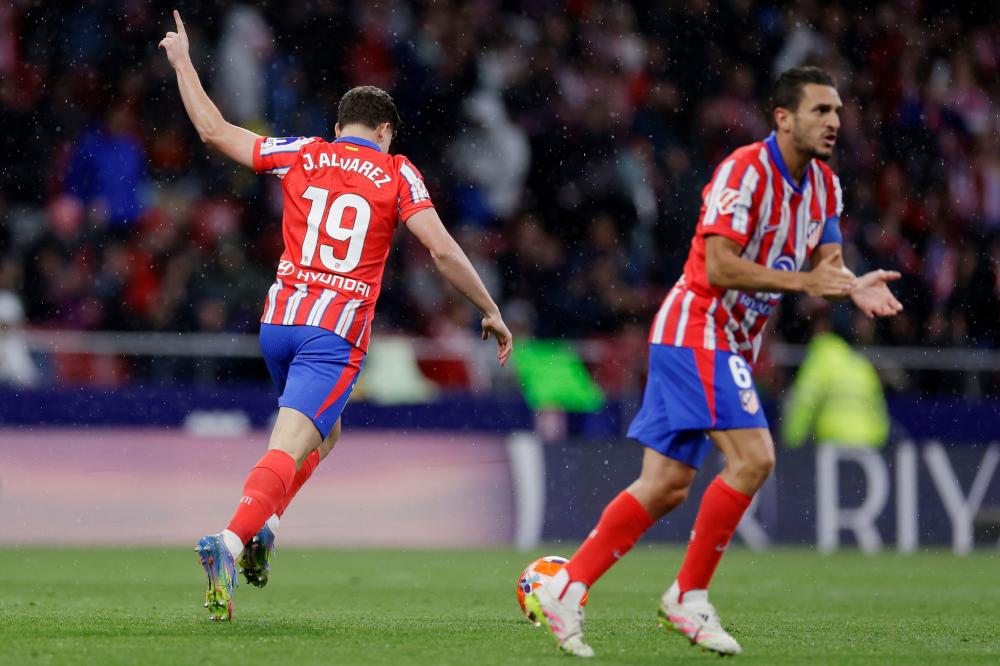 與季後賽中 與季後賽中